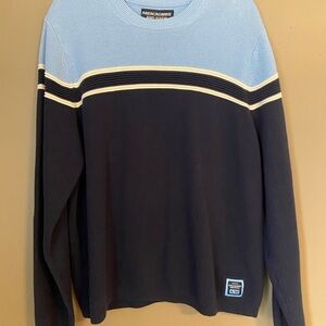 Men’s Abercrombie and fitch pull over sweater, blue/navy blue size extra large